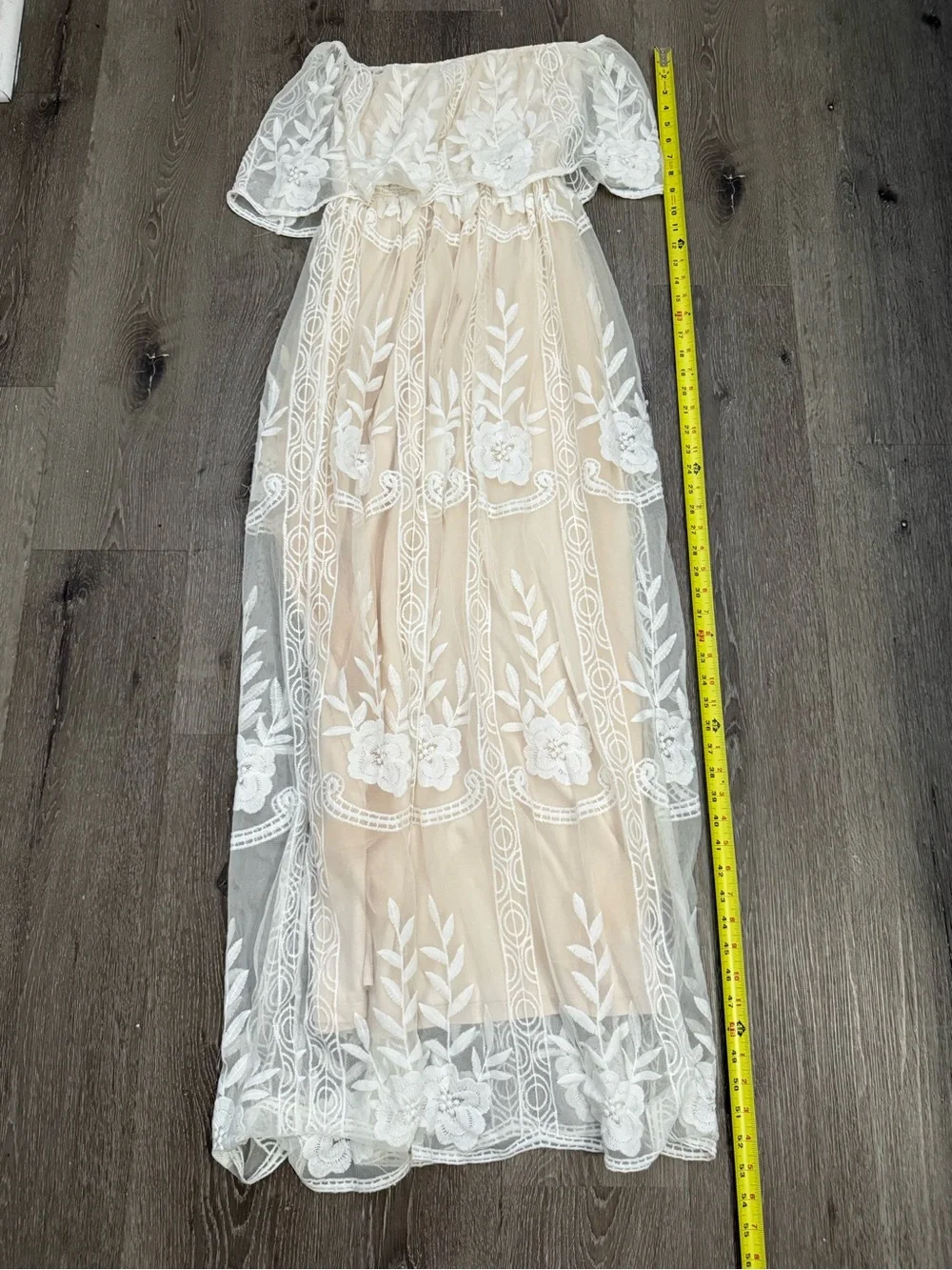 Baltic born off shoulder maxi dress. Size small. Color white/off white - Picture 5 of 7